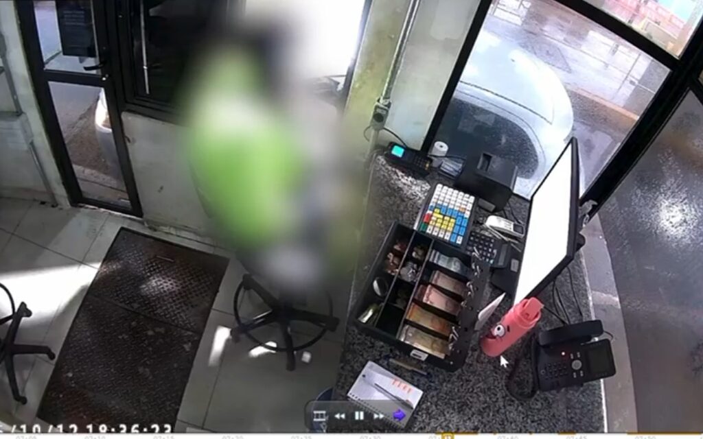 Homem é indiciado por mostrar o órgão genital em praças de pedágio na PR-151